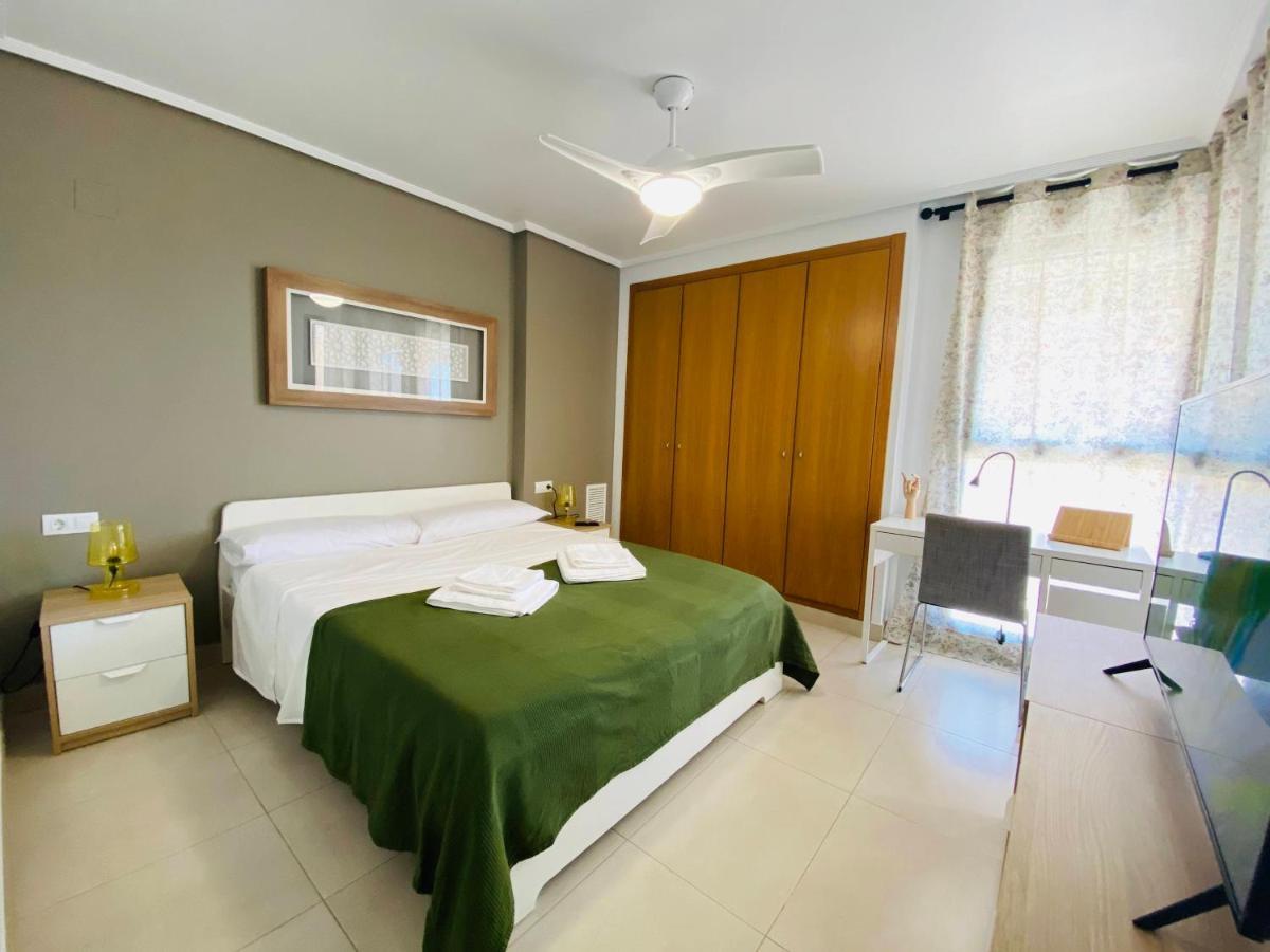M & B Beach Apartment Valenza Esterno foto
