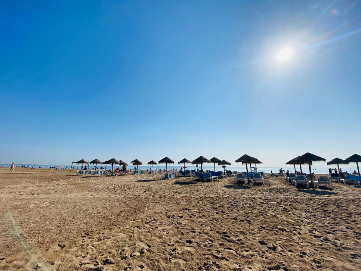 M & B Beach Apartment Valenza Esterno foto